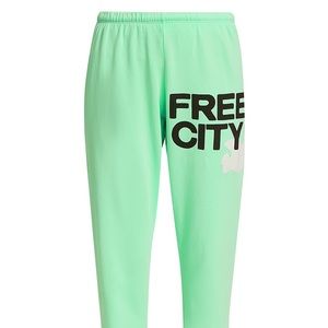 FREE CITY Logo Sweatpants In Green Gumm